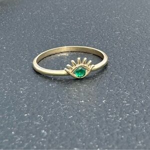14k gold marked eye ring